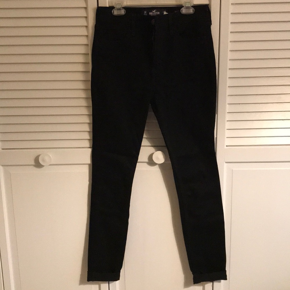 ☀️ Hollister Jeans